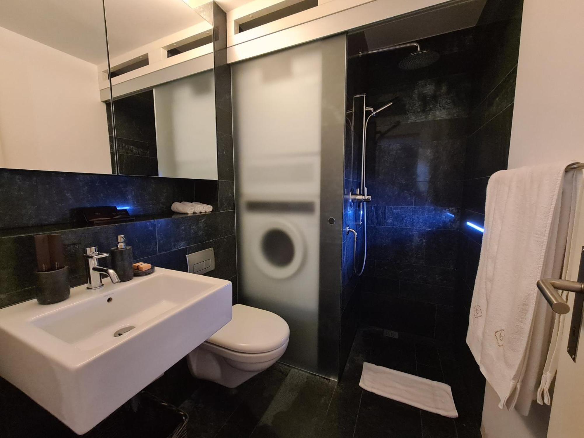 Lucerne Lake View Apartments ภายนอก รูปภาพ