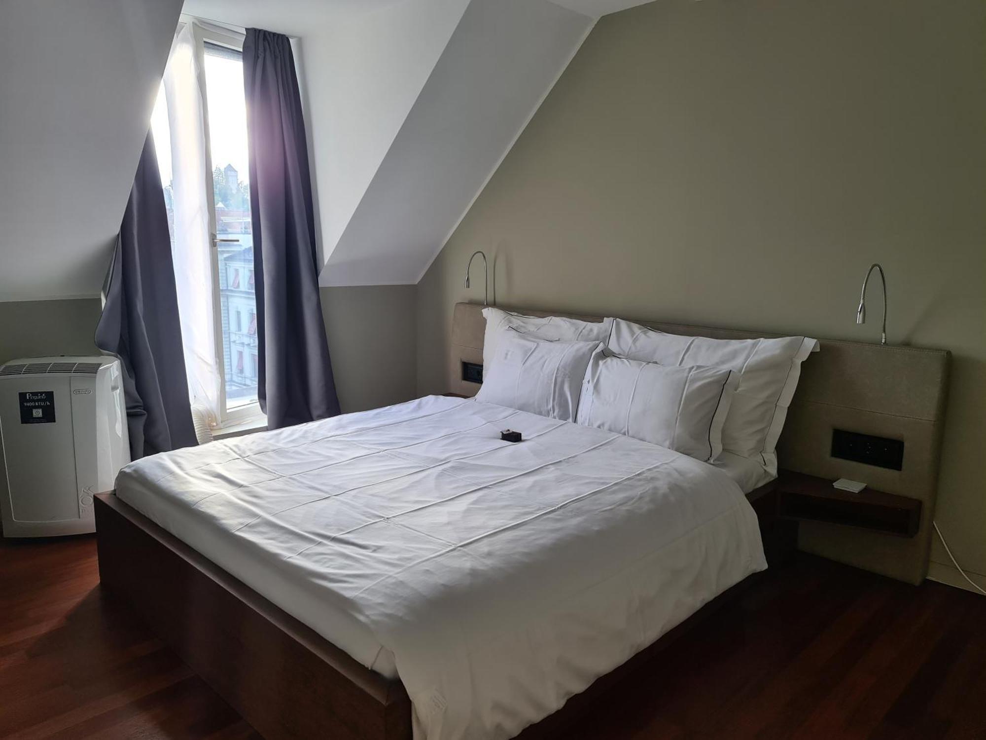 Lucerne Lake View Apartments ห้อง รูปภาพ