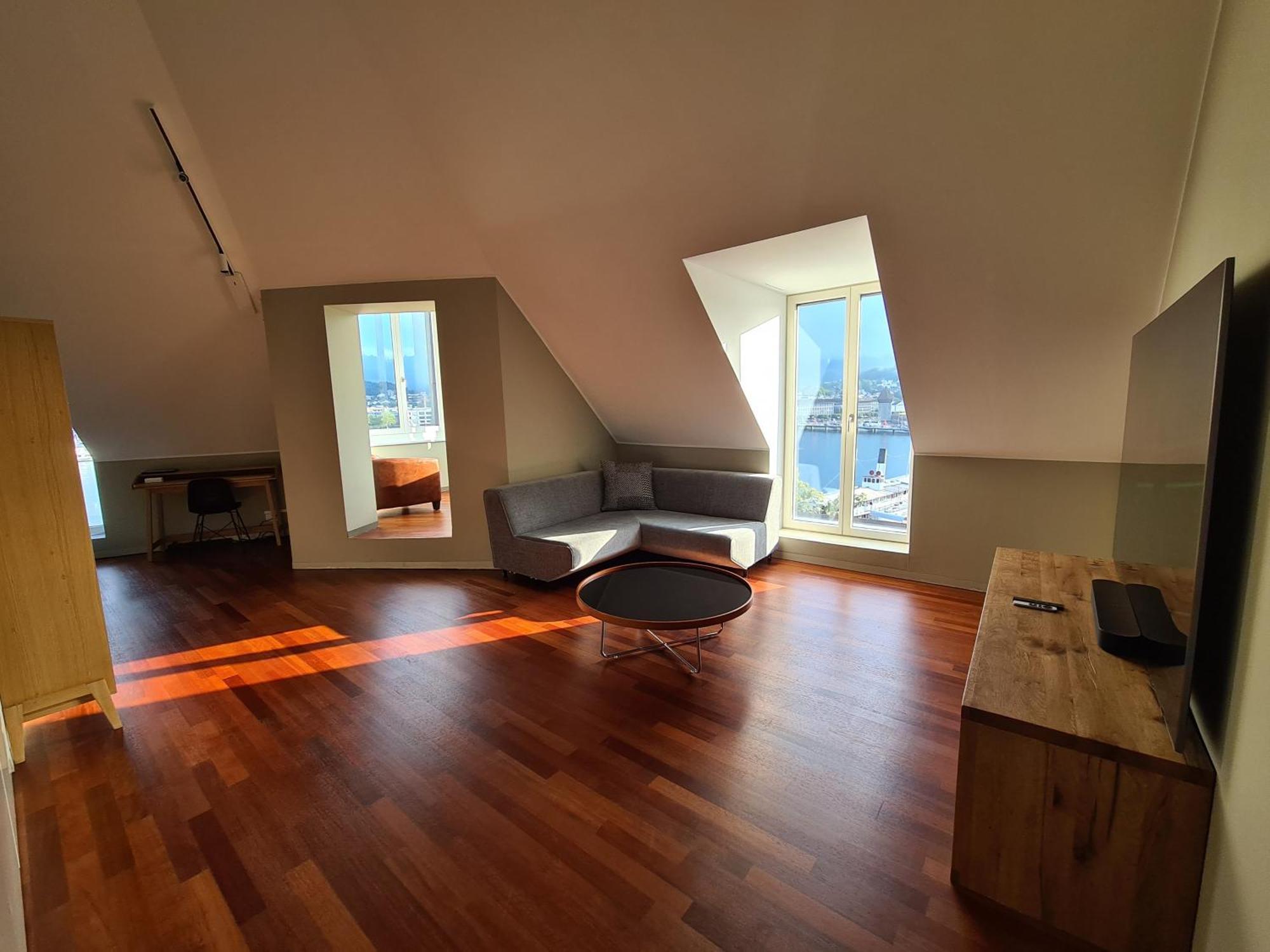 Lucerne Lake View Apartments ห้อง รูปภาพ