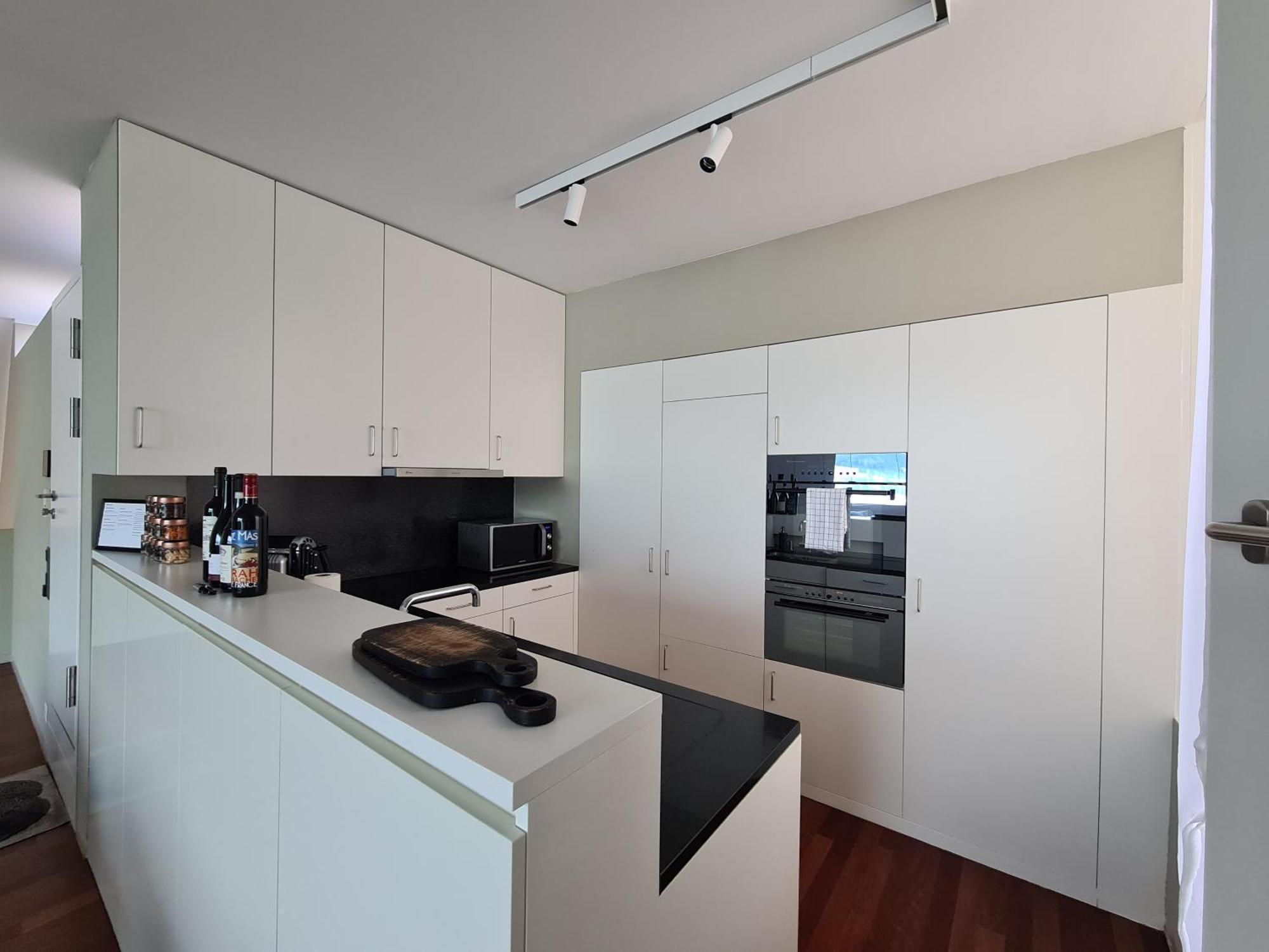 Lucerne Lake View Apartments ห้อง รูปภาพ